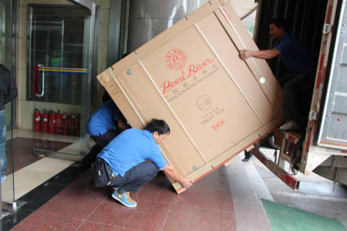 清新钢琴贵重工艺品无忧运