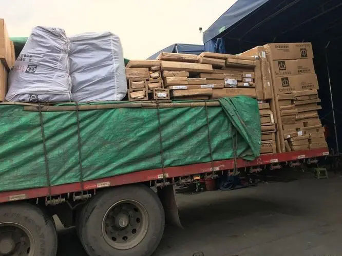 清新家具托运